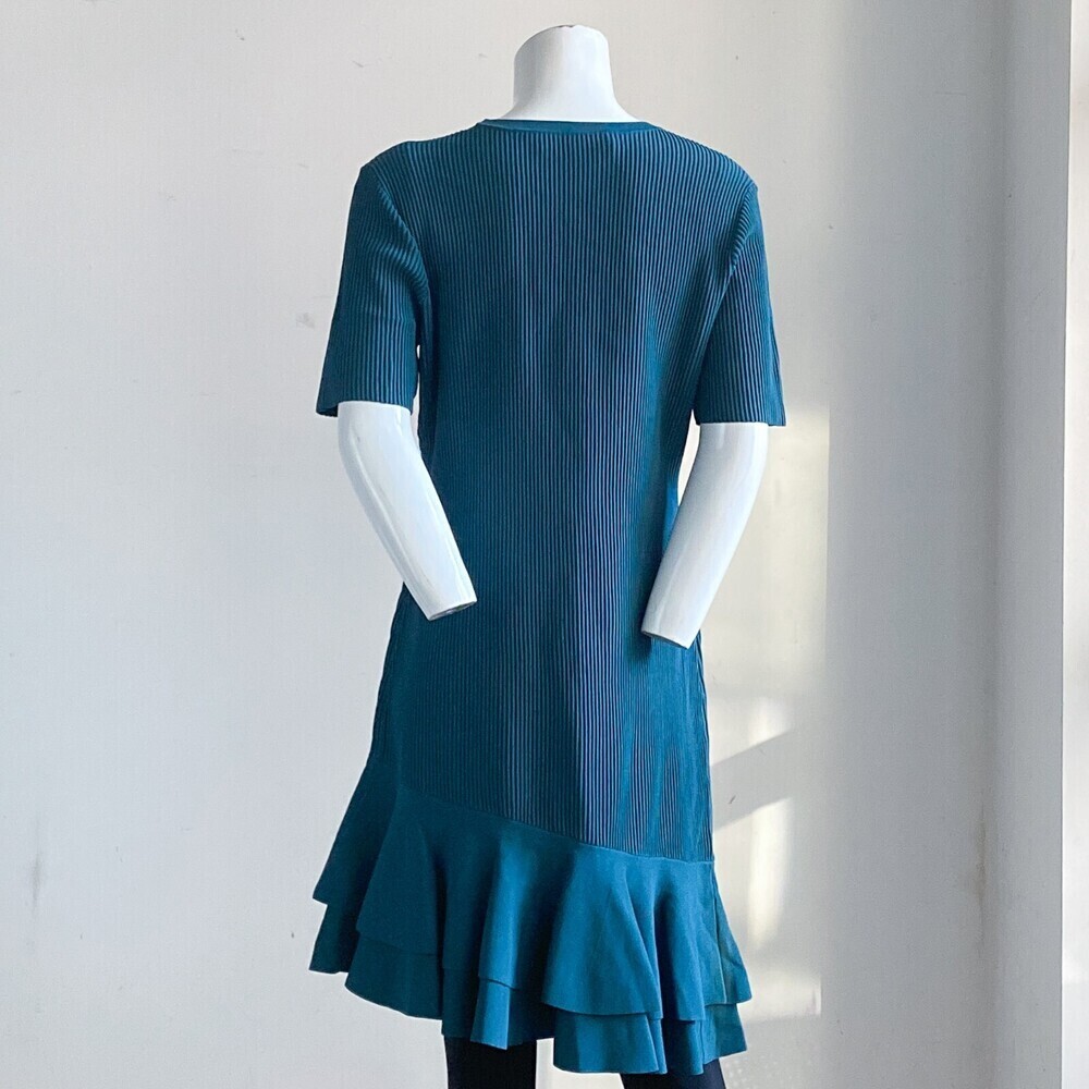 Diane Von Furstenberg Dusty Green Knit Bodycon Dress w Ruffle Hem - Picture 6 of 8